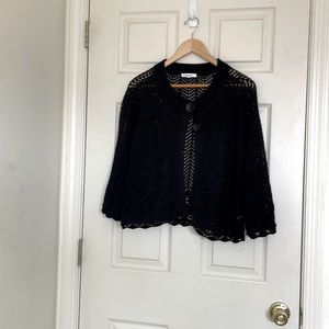 Beautiful Black Stylish 2 Button Lace Shrug Size XL Machine Washable